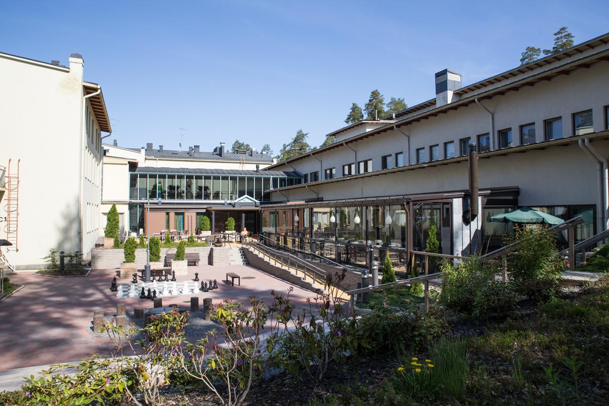 Hotel Kruunupuisto Пункахарью Экстерьер фото